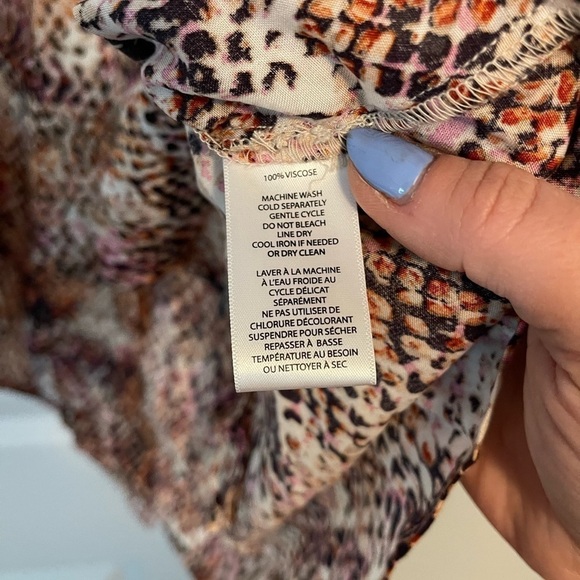 Beach Lunch Lounge Janera Floral Tie Front Top - Picture 5 of 6